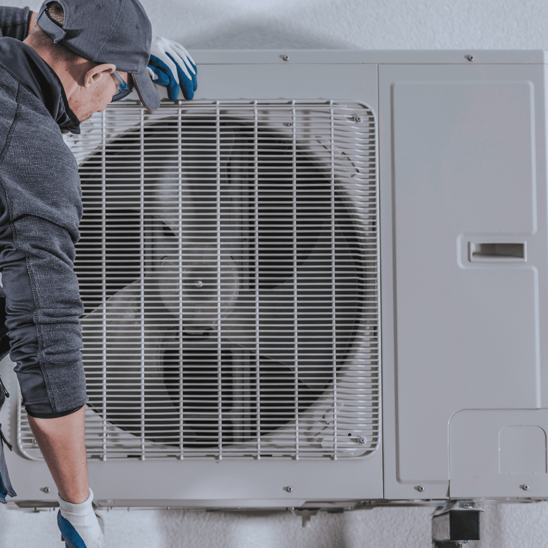Système de thermopompe centrale connecté aux conduits de ventilation d'une maison